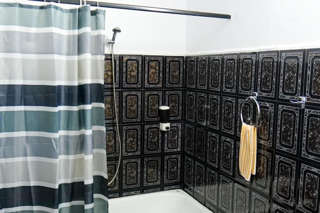 Krujë Kasmi Home מראה חיצוני תמונה