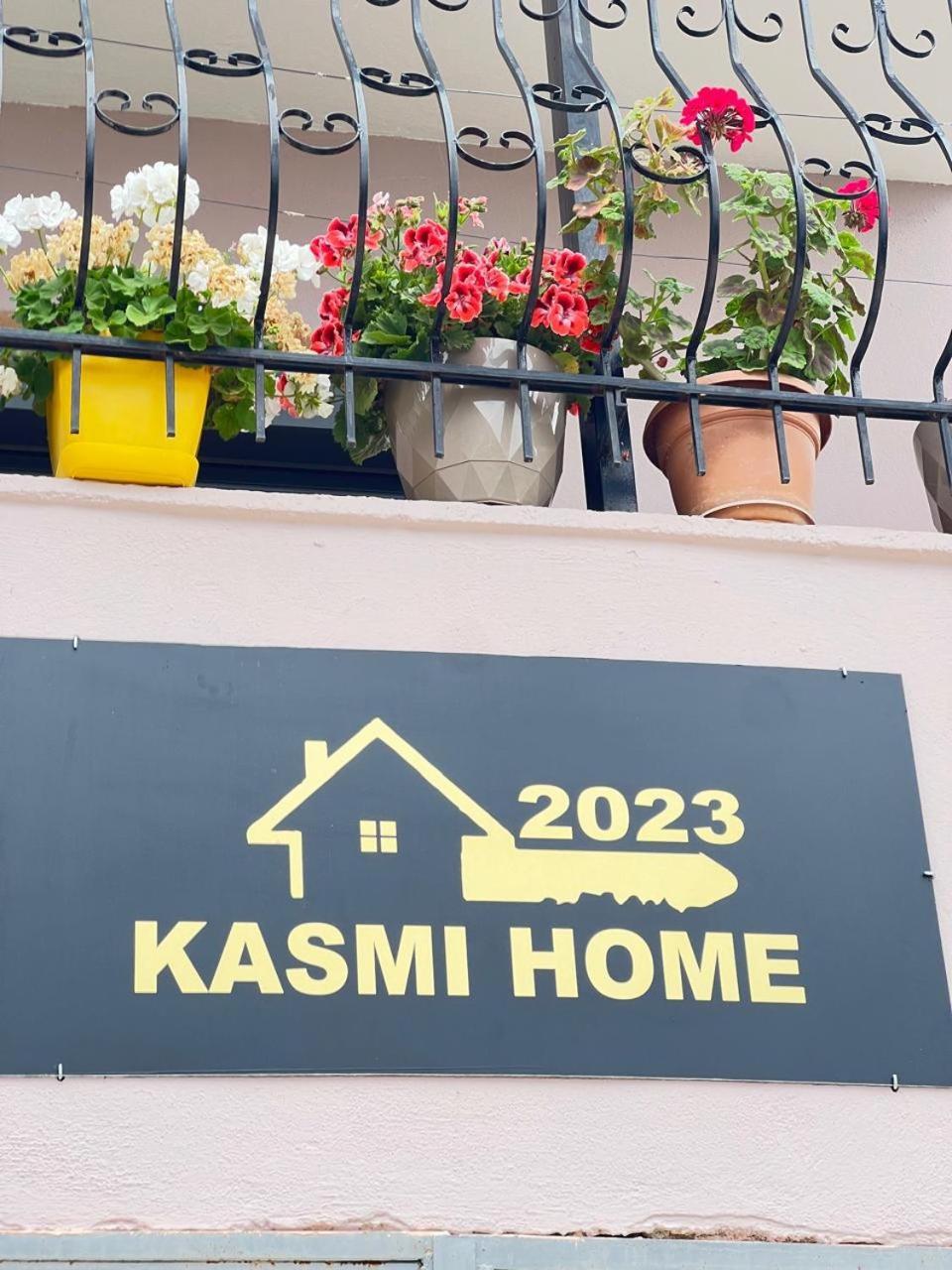Krujë Kasmi Home מראה חיצוני תמונה